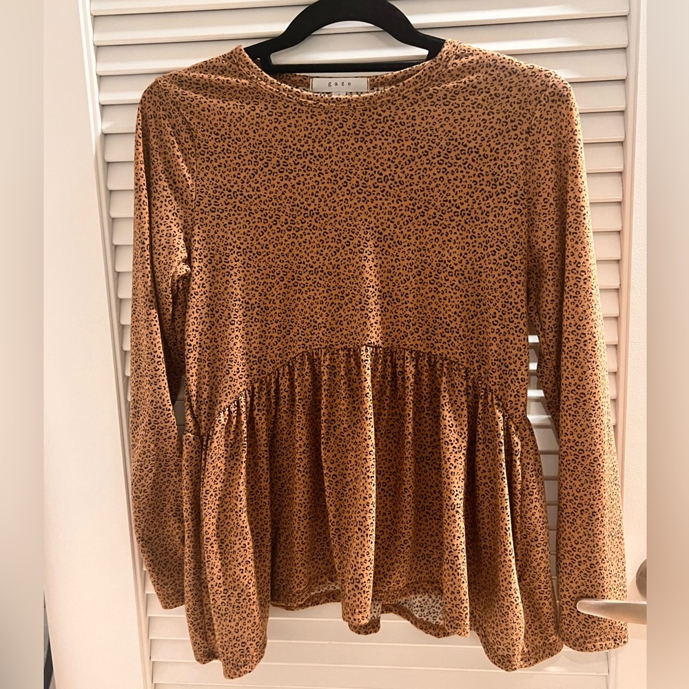 Cheetah print flowy top size small